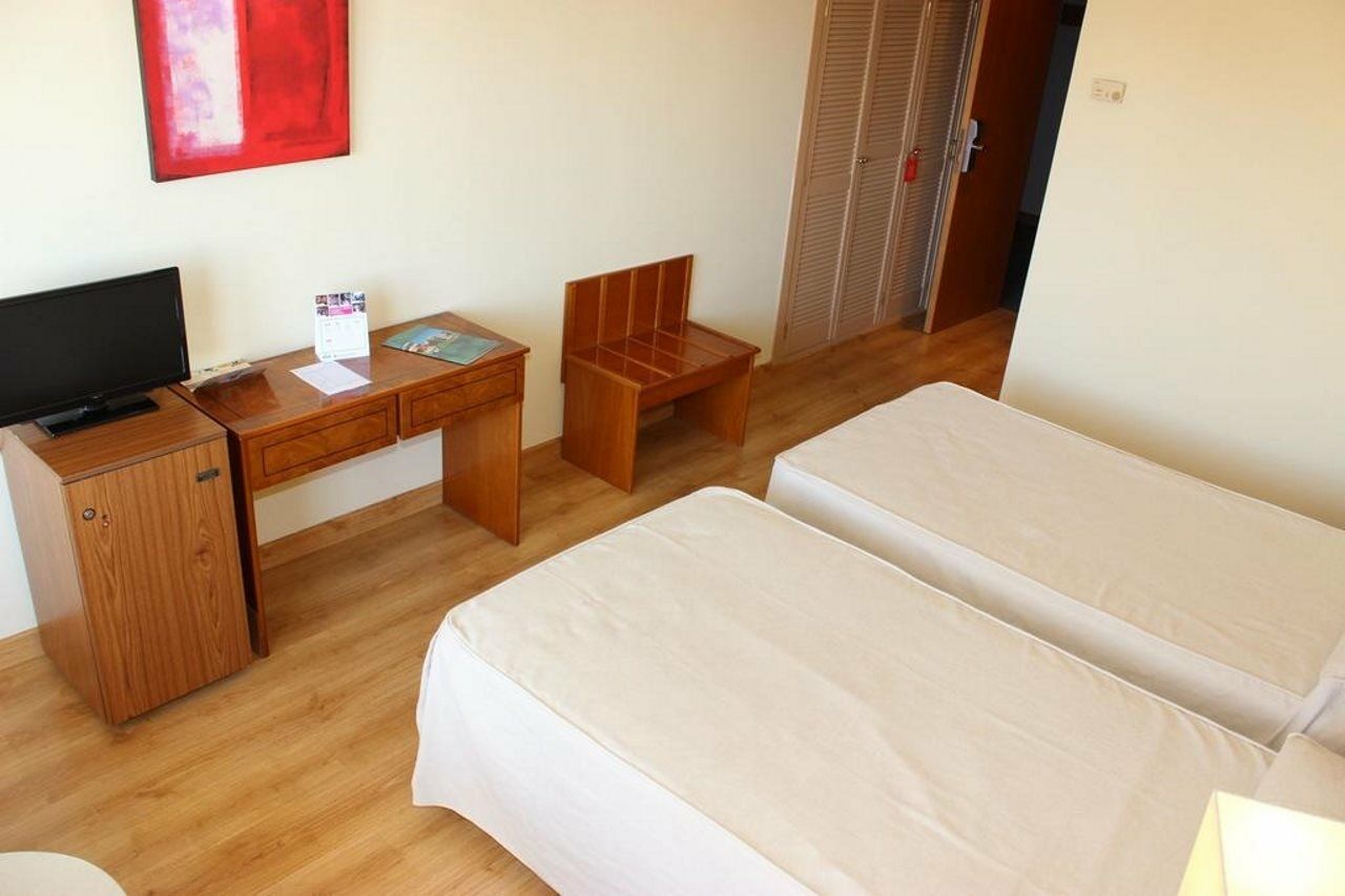 Ejido Hotel El Ejido Luaran gambar